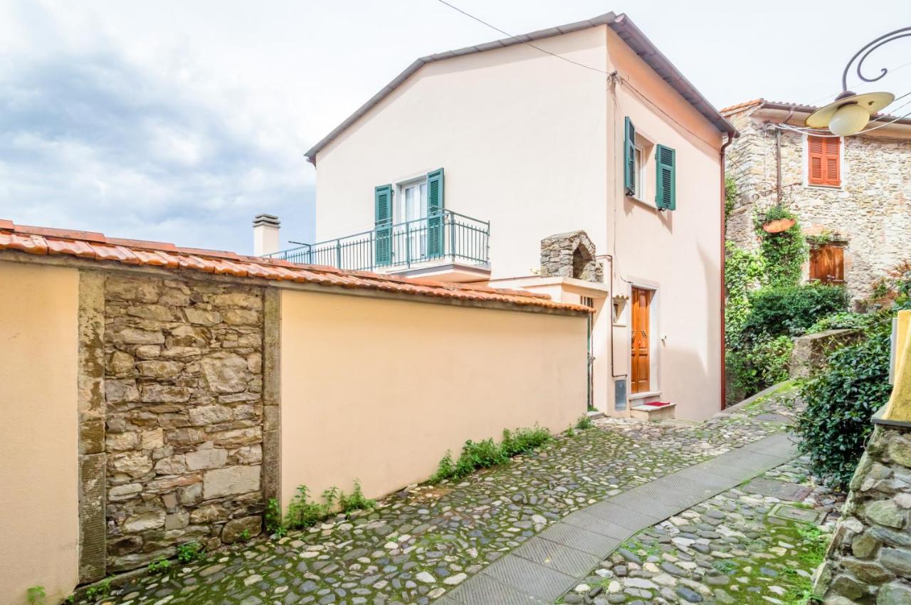 Comfy & Roomy Apt - View On The Ligurian Hills! Vezzano Ligure Buitenkant foto
